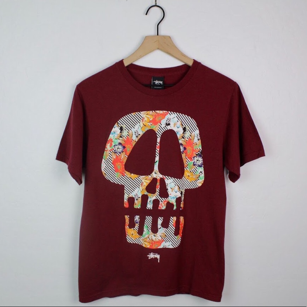‼️SOLD‼️ Stüssy Maroon Floral Skull Streetwear Tee